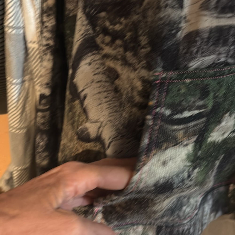 Mossy oak pullover - Picture 2 of 3